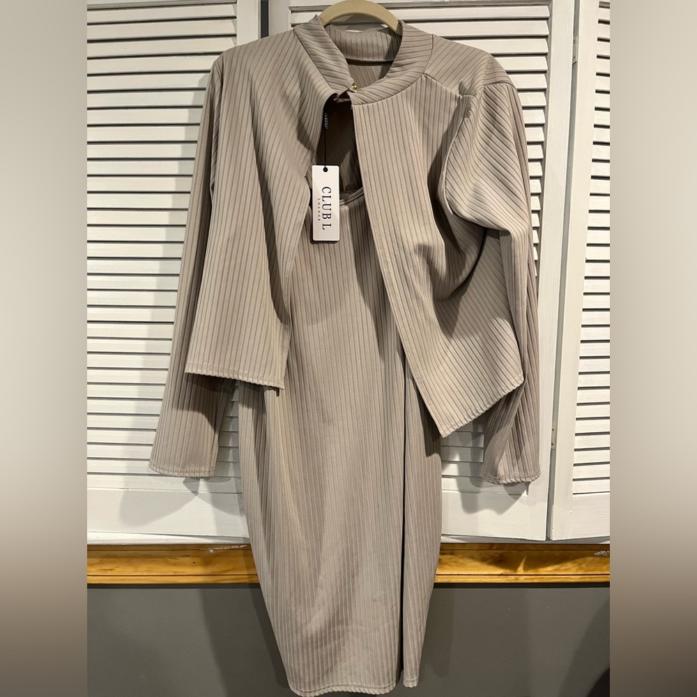 US size 20. Two piece dress.